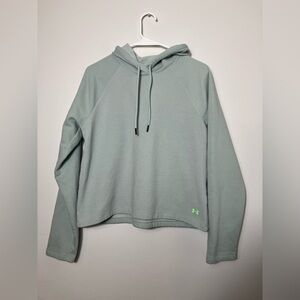 Under Armour Cropped Hoddie Sz Small‎ Women’s Logo Casual Comfort Oversized